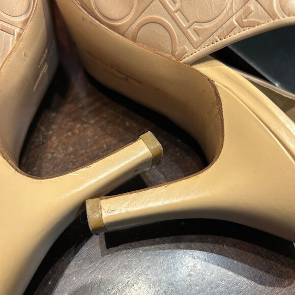 Authentic Salvatore Ferragamo Nude Gancini Embossed Slingback Heels Pumps 8 - Picture 11 of 12
